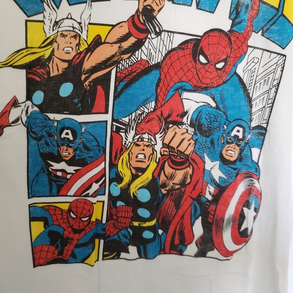 Marvel Graphic White Muscle Tank Top - Picture 3 of 7